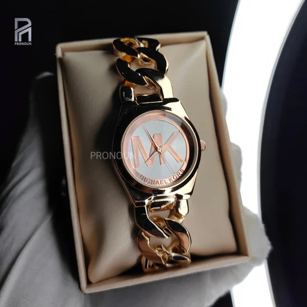 MICHAEL KORS Stainless Steel fashionable Women watches 🧕🥀 - Image 5