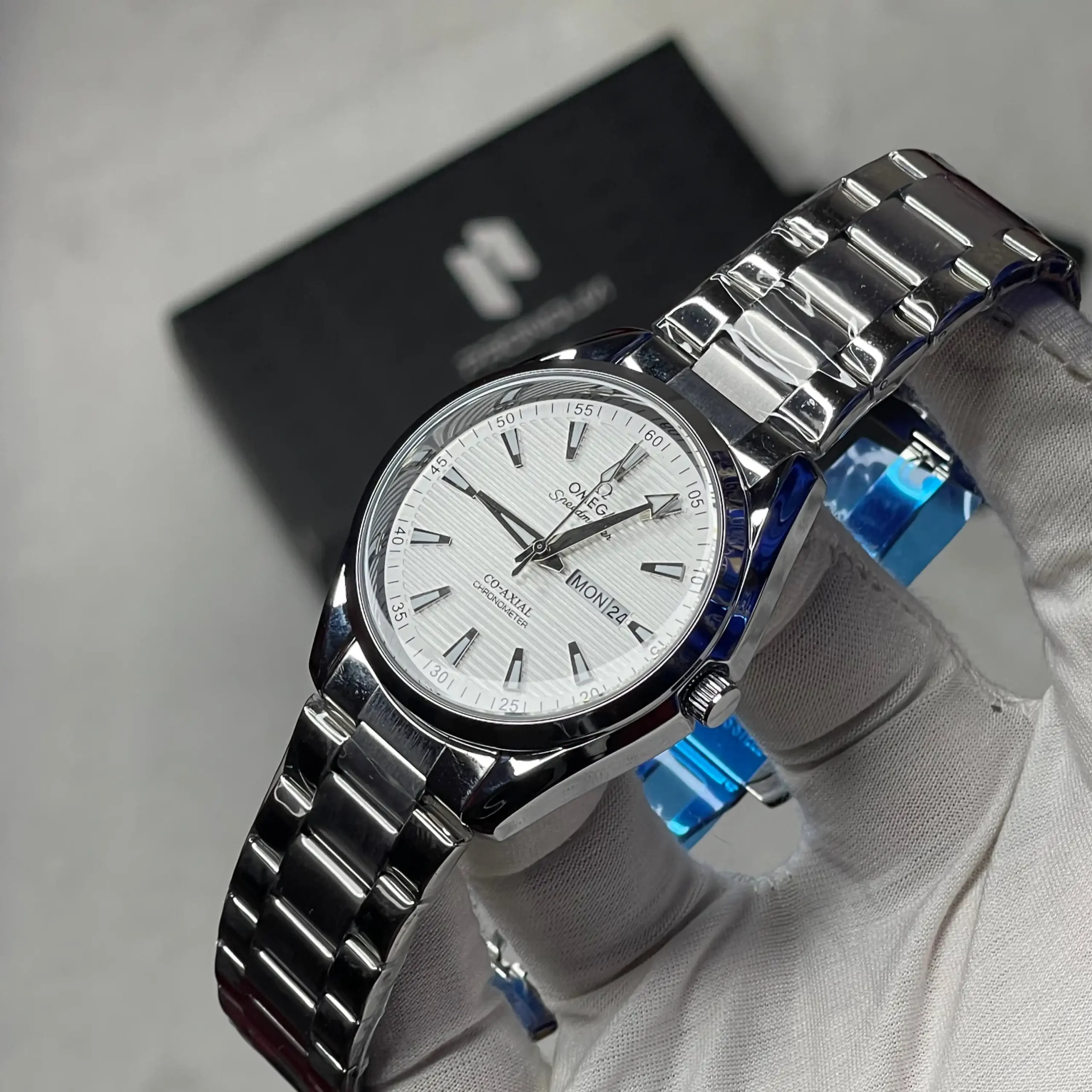 Silver white PN-12560